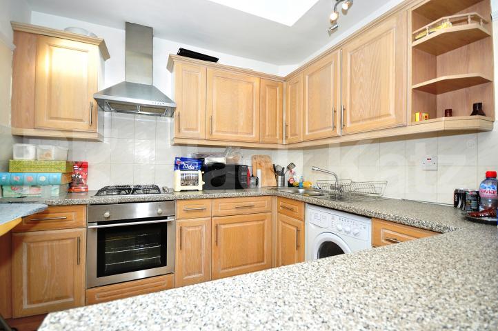 			2 Bedroom, 1 bath, 1 reception Flat			 Devonshire Mews West, MARYLEBONE